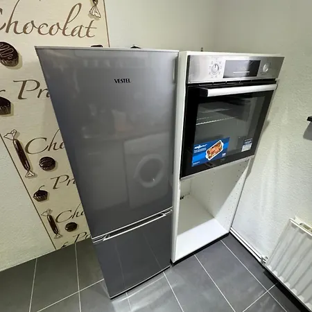 Domo46 Mit Balkon, Waschmaschine & Smart Tv