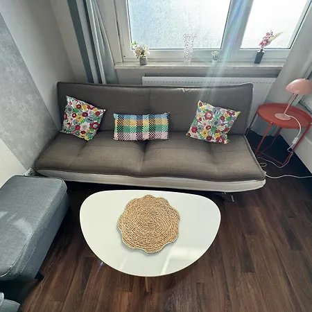 Apartament Domo46 Mit Balkon, Waschmaschine & Smart Tv