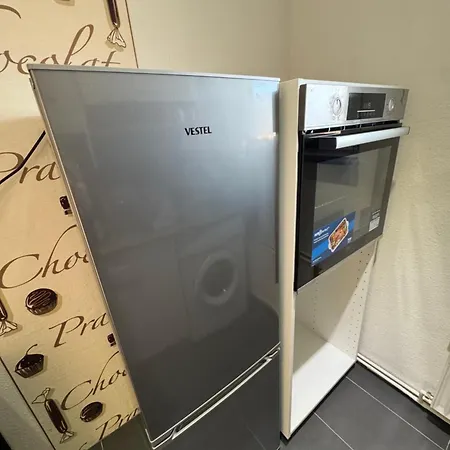 Domo46 Mit Balkon, Waschmaschine & Smart Tv Apartament