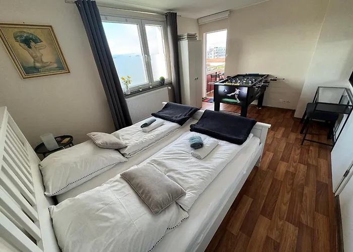 Domo46 Mit Balkon, Waschmaschine & Smart Tv 아파트 *