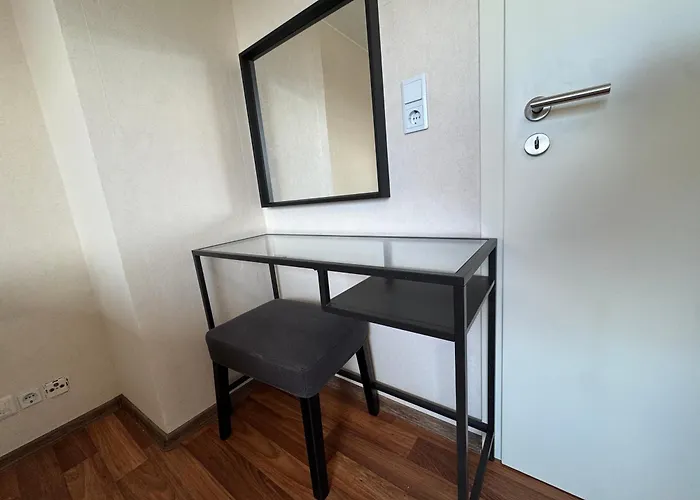 Domo46 Mit Balkon, Waschmaschine & Smart Tv 고슬라르