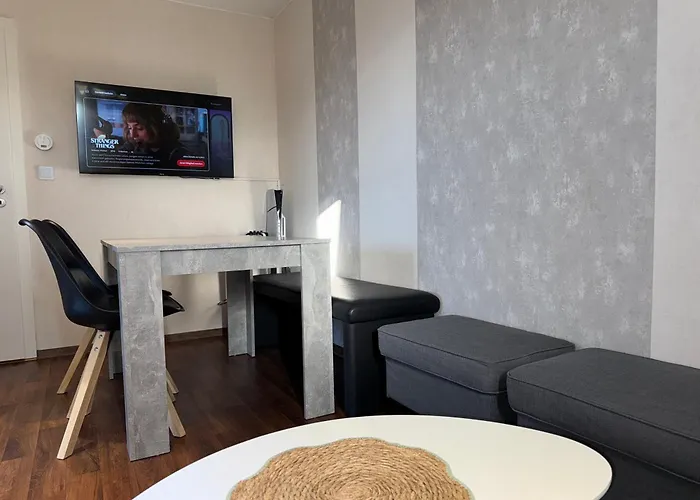 아파트 Domo46 Mit Balkon, Waschmaschine & Smart Tv *