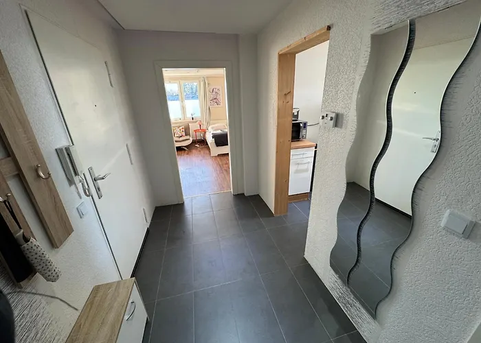 아파트 Domo46 Mit Balkon, Waschmaschine & Smart Tv 고슬라르